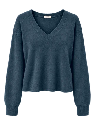 LTWR V-neck knit sweater recolored navy blue